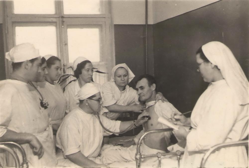 Степан Иванович Жилко на излечении в лазарете. 1946 год